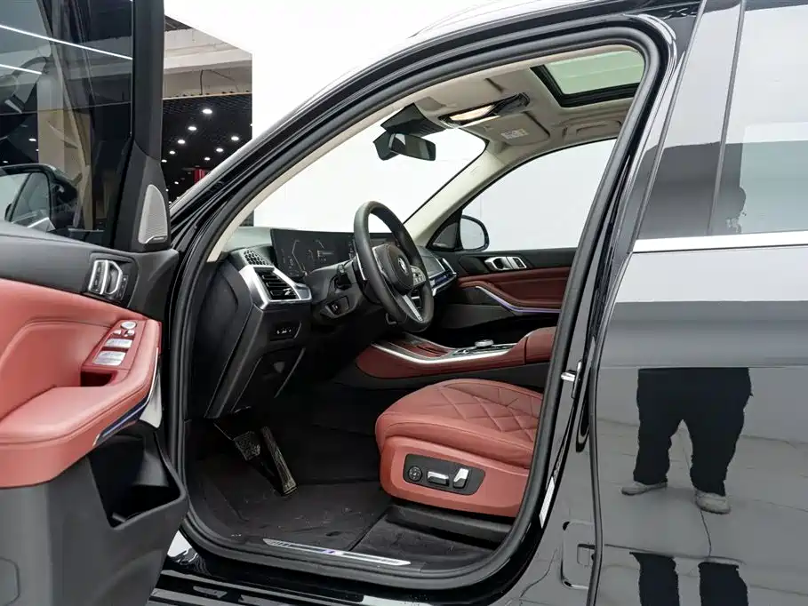 BMW X5 2024 — фото 17
