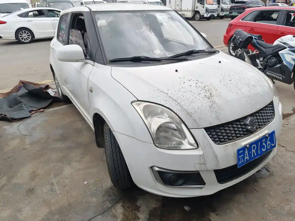Suzuki Swift 2013