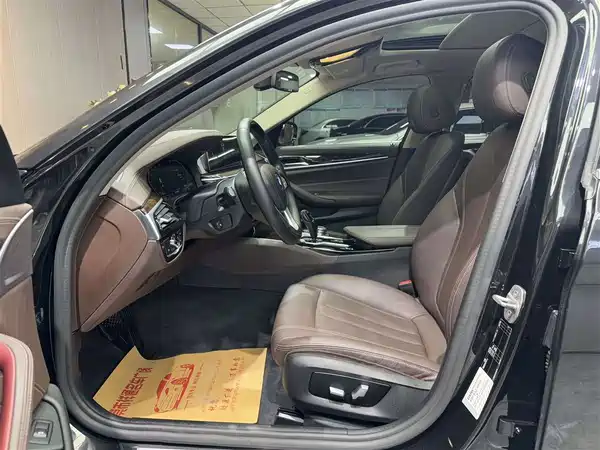 BMW 5 Series 2020