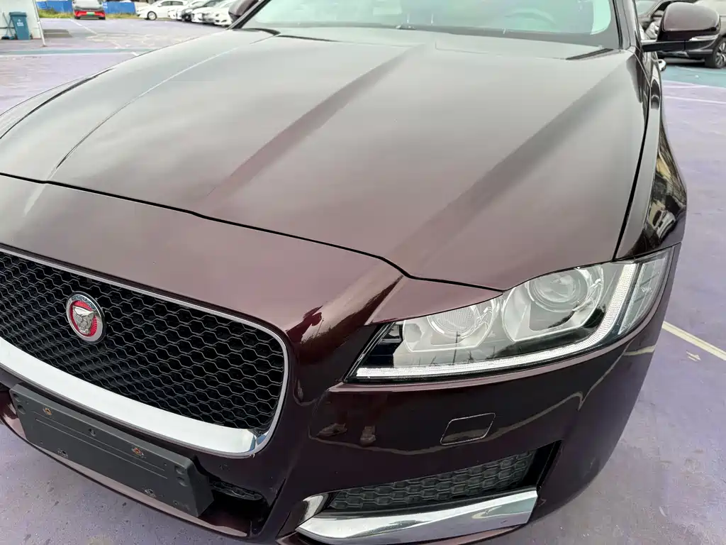 Jaguar XFL 2017 — фото 15