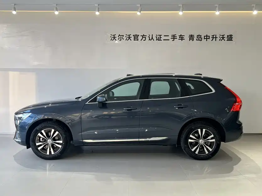 Volvo XC60 2025 — фото 3