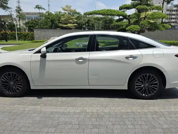 Toyota Avalon 2020