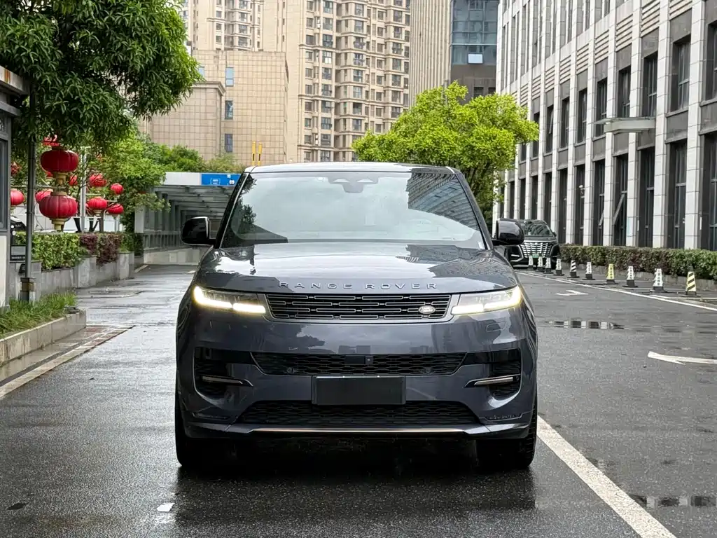 Land Rover Sport 2023 — фото 2