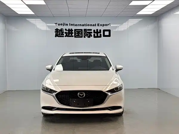 Mazda 3 Axela 2021