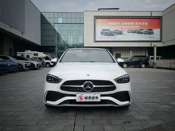 Mercedes-Benz C-Class 2022