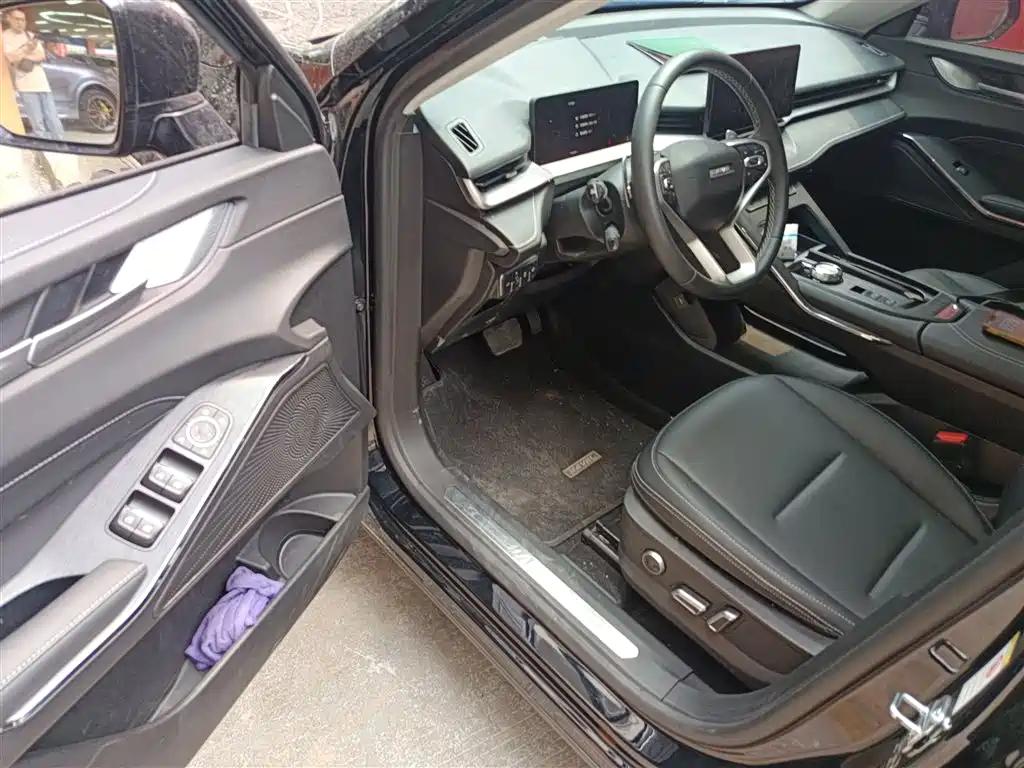 Haval H6 2023 — фото 16