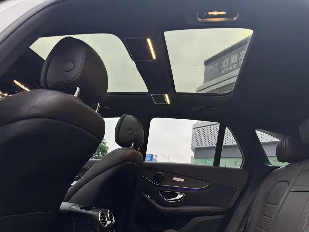 Mercedes-Benz GLC 2020 — фото 17