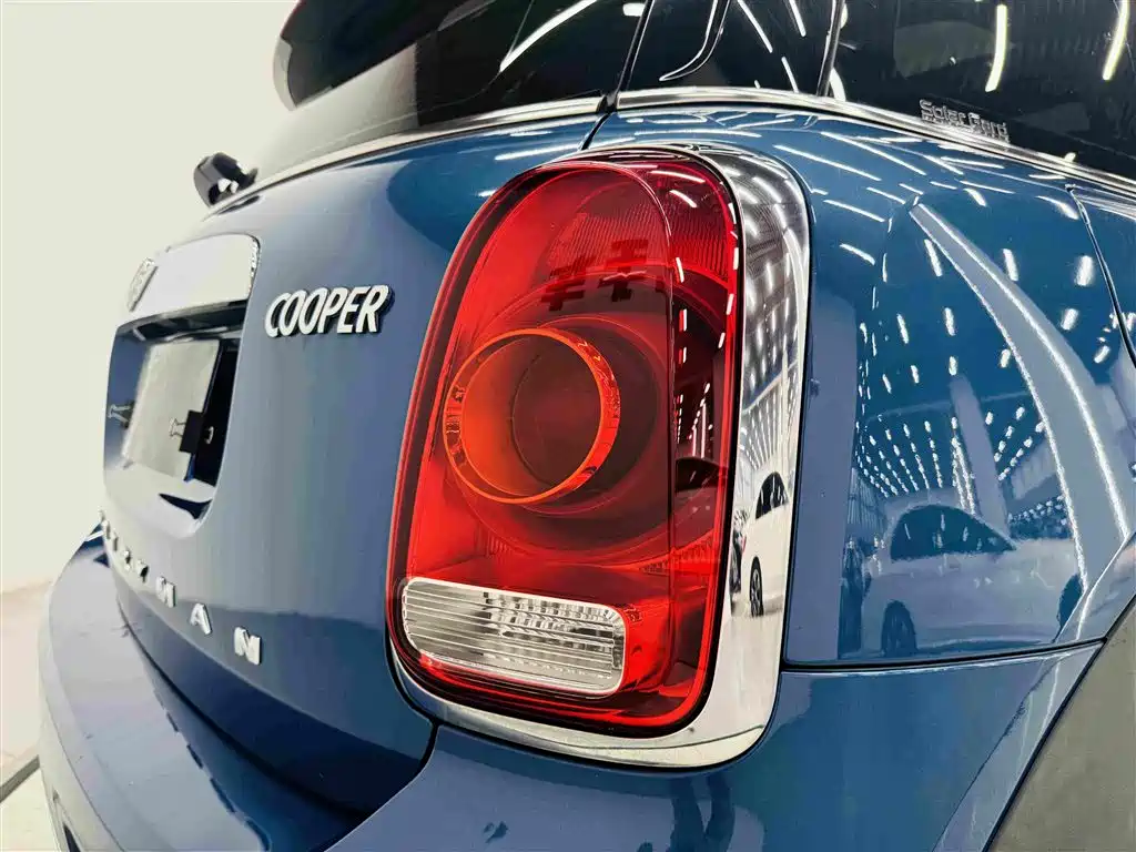 MINI Countryman 2017 — фото 23