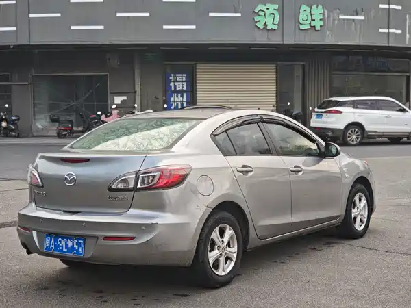 Mazda 3 Xingcheng 2013
