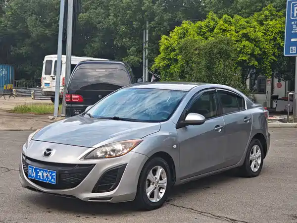 Mazda 3 Xingcheng 2013