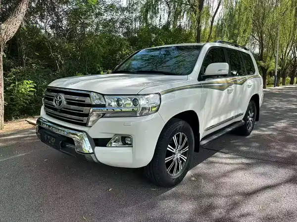 Toyota Land Cruiser 2016