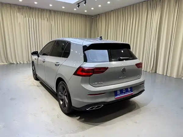 Volkswagen Golf 2022