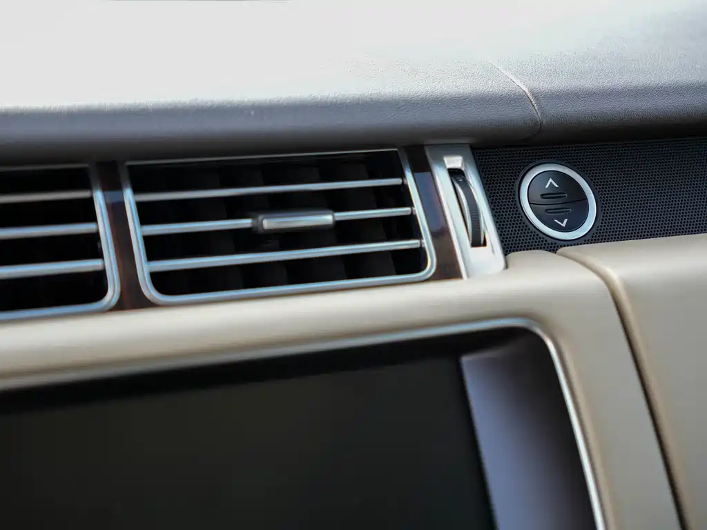 Land Rover Range Rover 2017 — фото 36