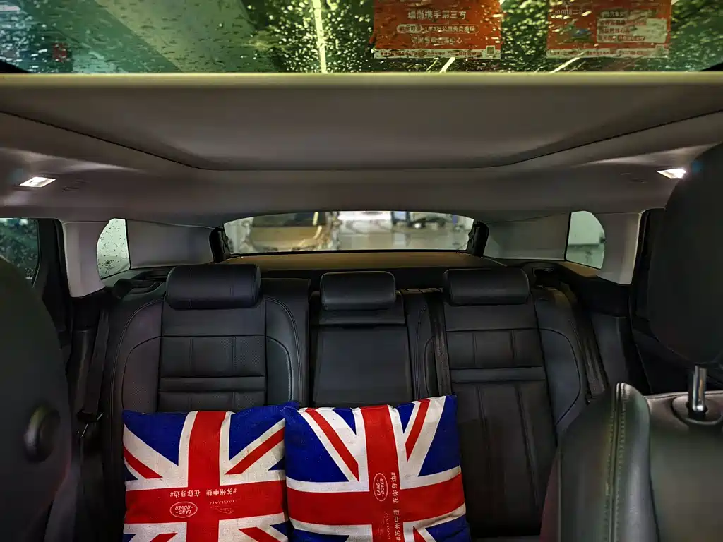 Land Rover Evoque 2022 — фото 9