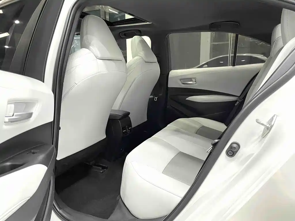 Toyota Levin 2022 — фото 10