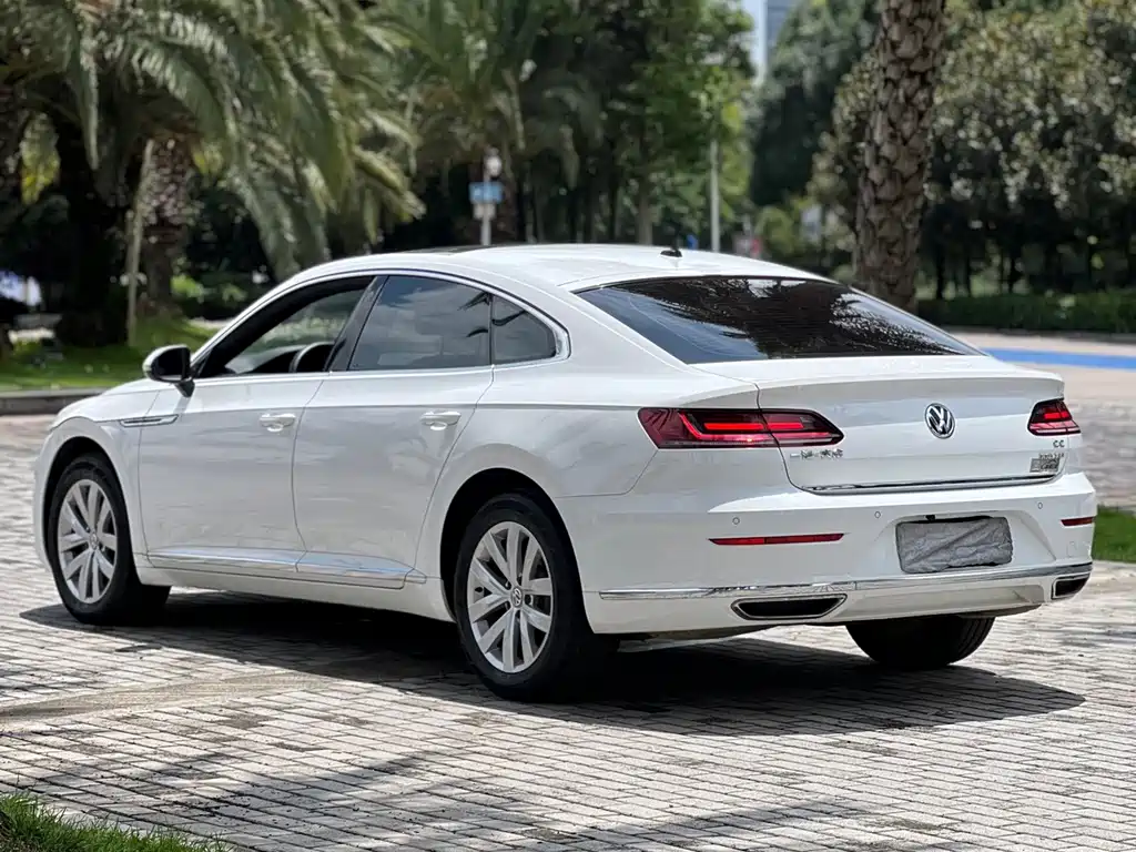 Volkswagen CC 2020 — фото 9