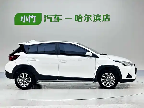 Toyota Yaris L 2022