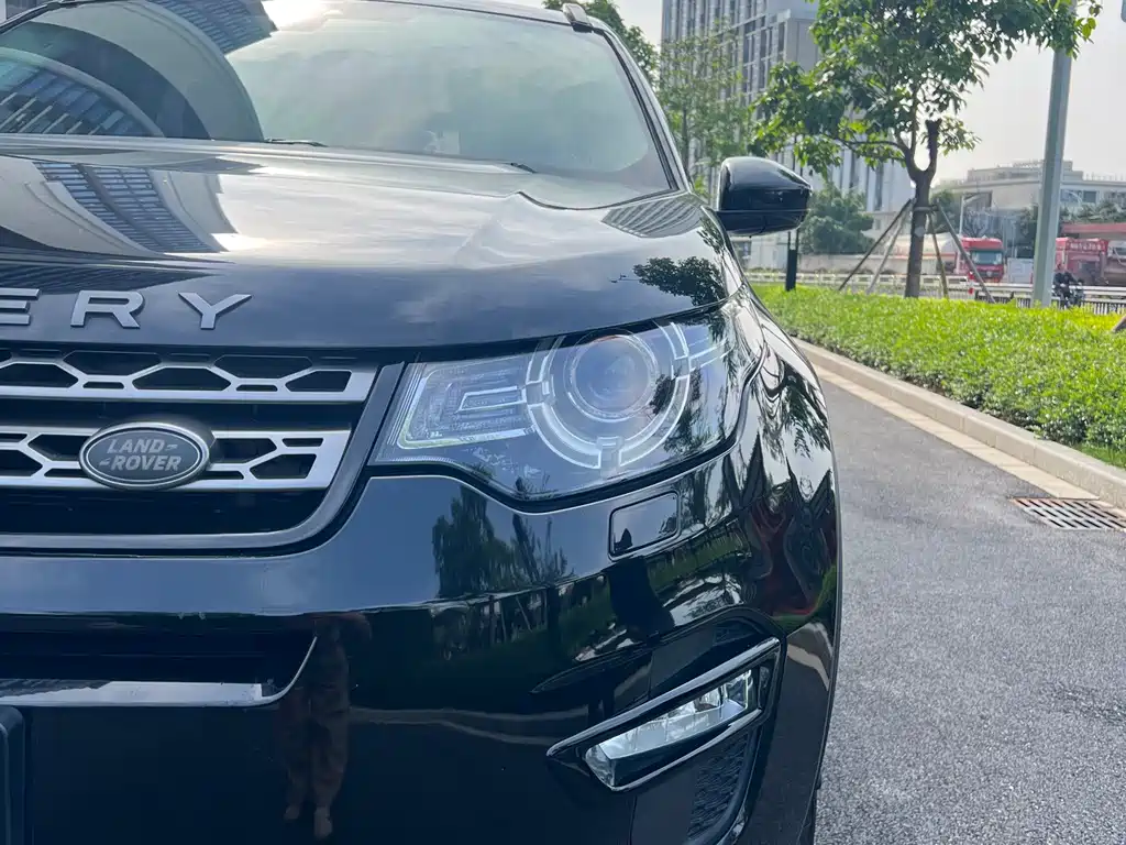 Land Rover Discovery Sport 2019 — фото 8