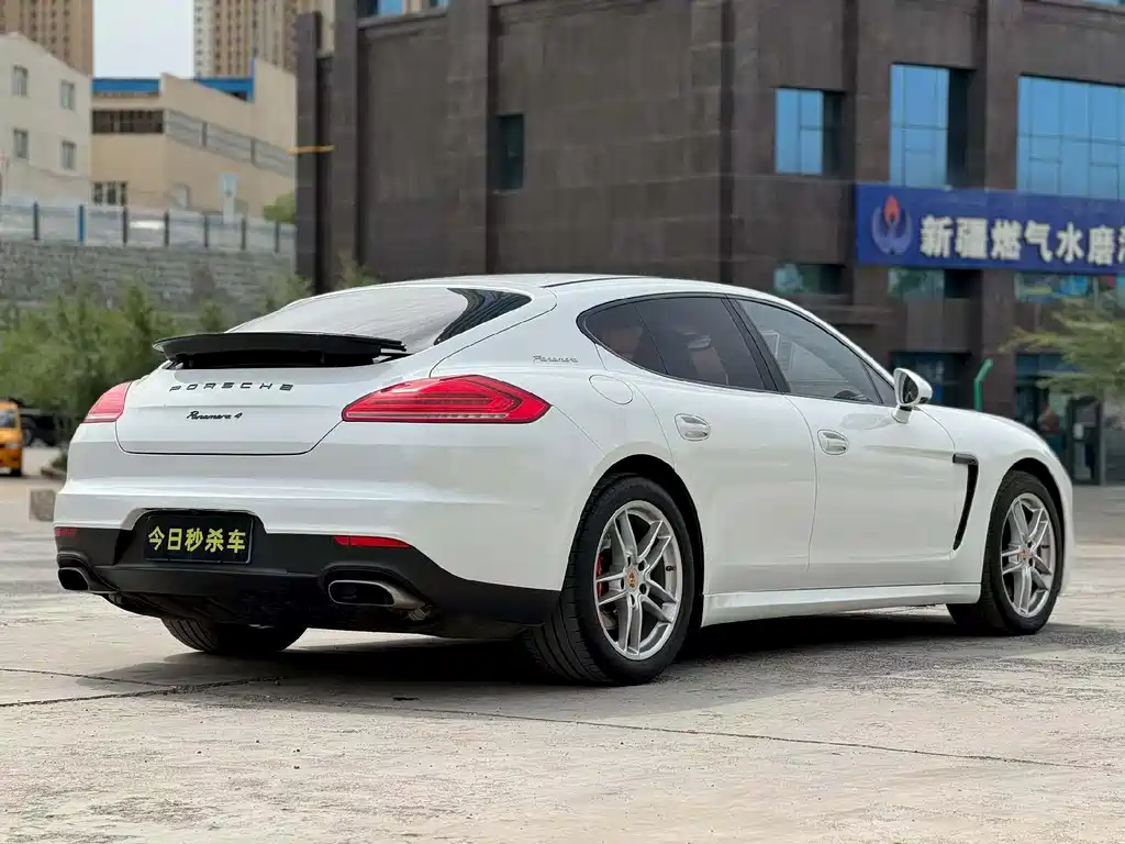 Porsche Panamera 2013 — фото 9