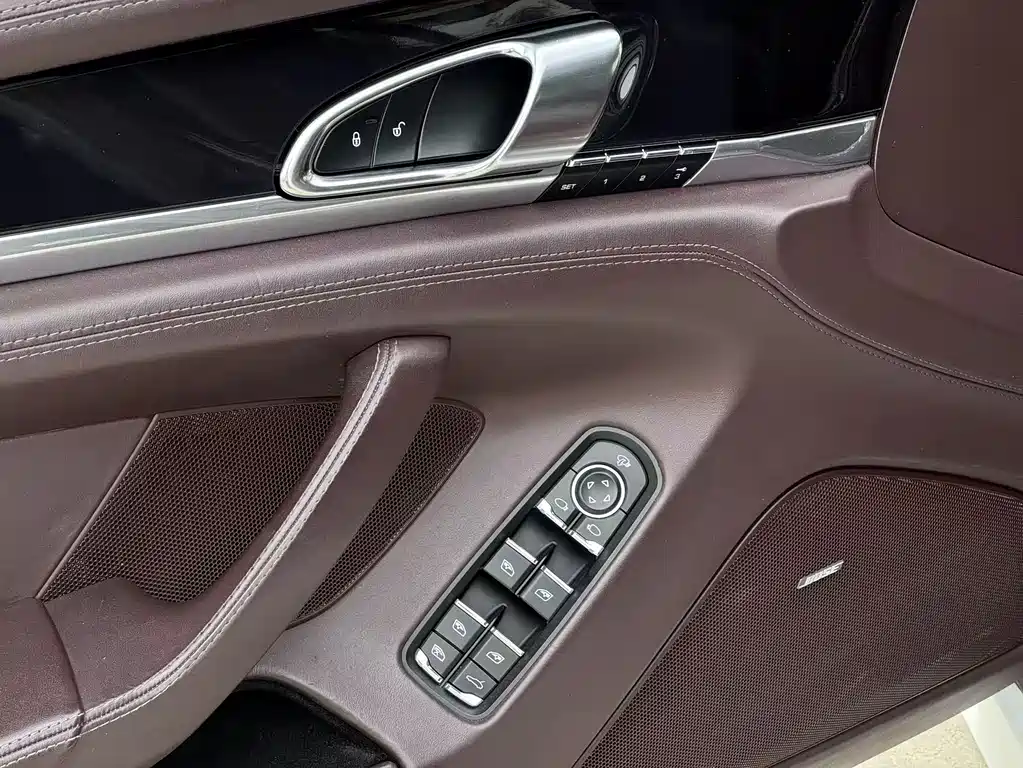 Porsche Panamera 2013 — фото 11