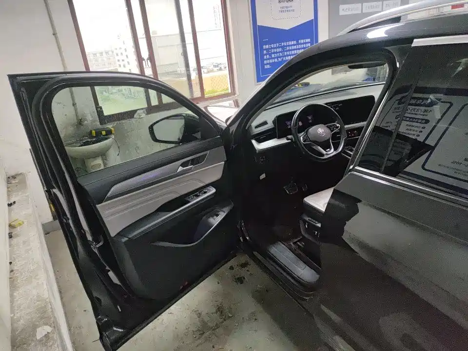 Volkswagen Tavendor 2023