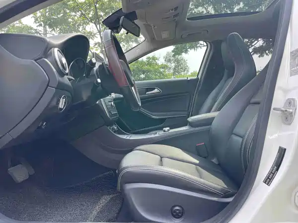 Mercedes-Benz GLA 2016