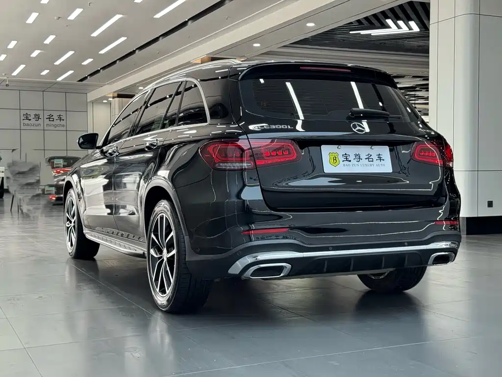 Mercedes-Benz GLC 2021 — фото 5