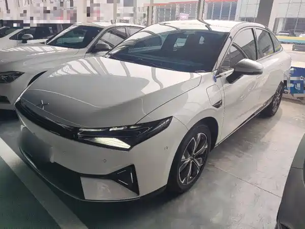 XPeng P5 2022