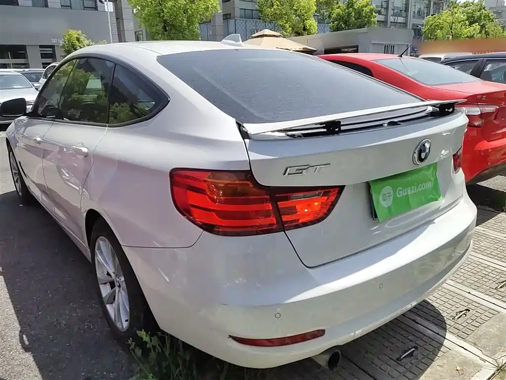 BMW 3 Series GT 2016 — фото 23