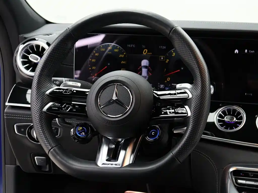 Mercedes-Benz AMG GT 2023 — фото 17