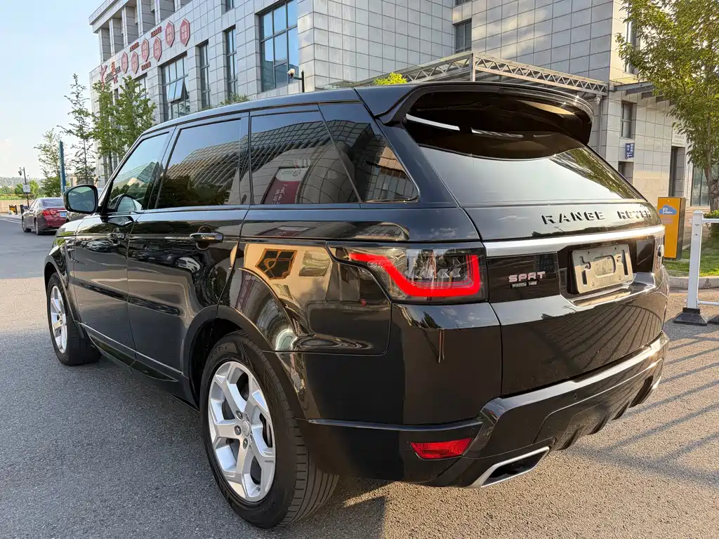 Land Rover Range Rover Sport New Energy 2019 — фото 16
