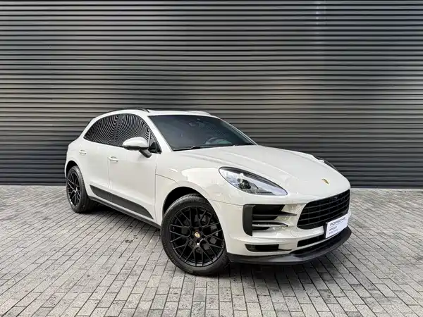 Porsche Macan 2021