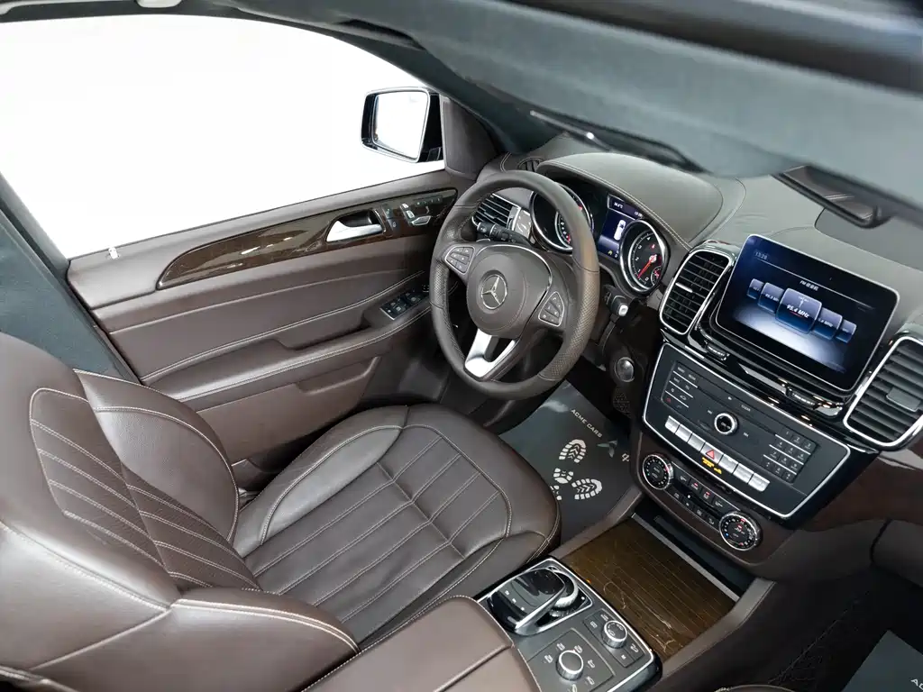 Mercedes-Benz GLS 2019 — фото 6