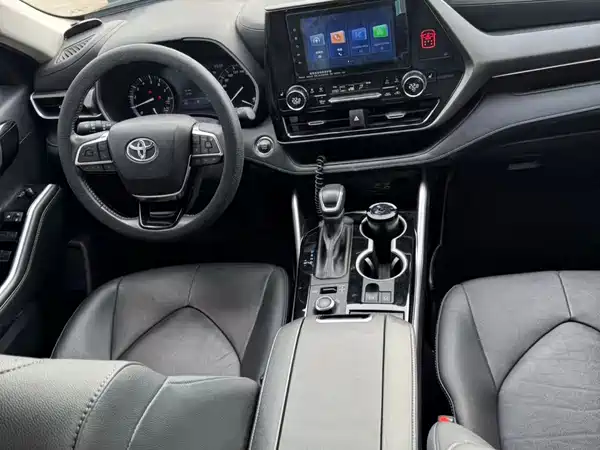 Toyota Highlander 2024