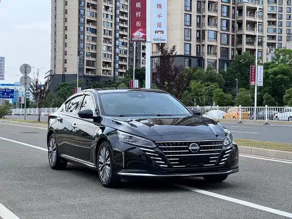 Nissan Teana 2023