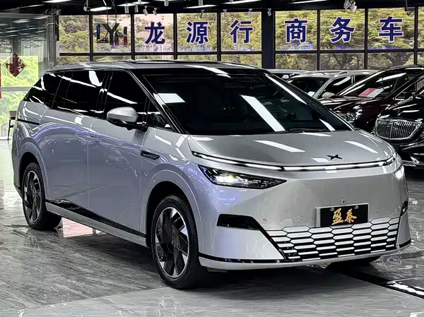 XPeng X9 2024