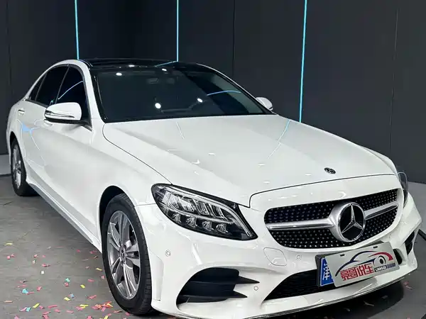 Mercedes-Benz C-Class 2021