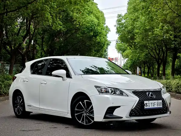 Lexus CT 2017