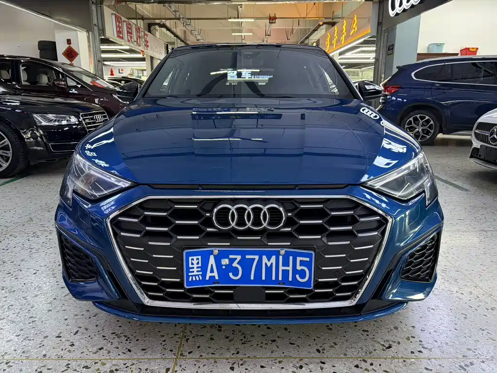 Audi A3 2021 — фото 2