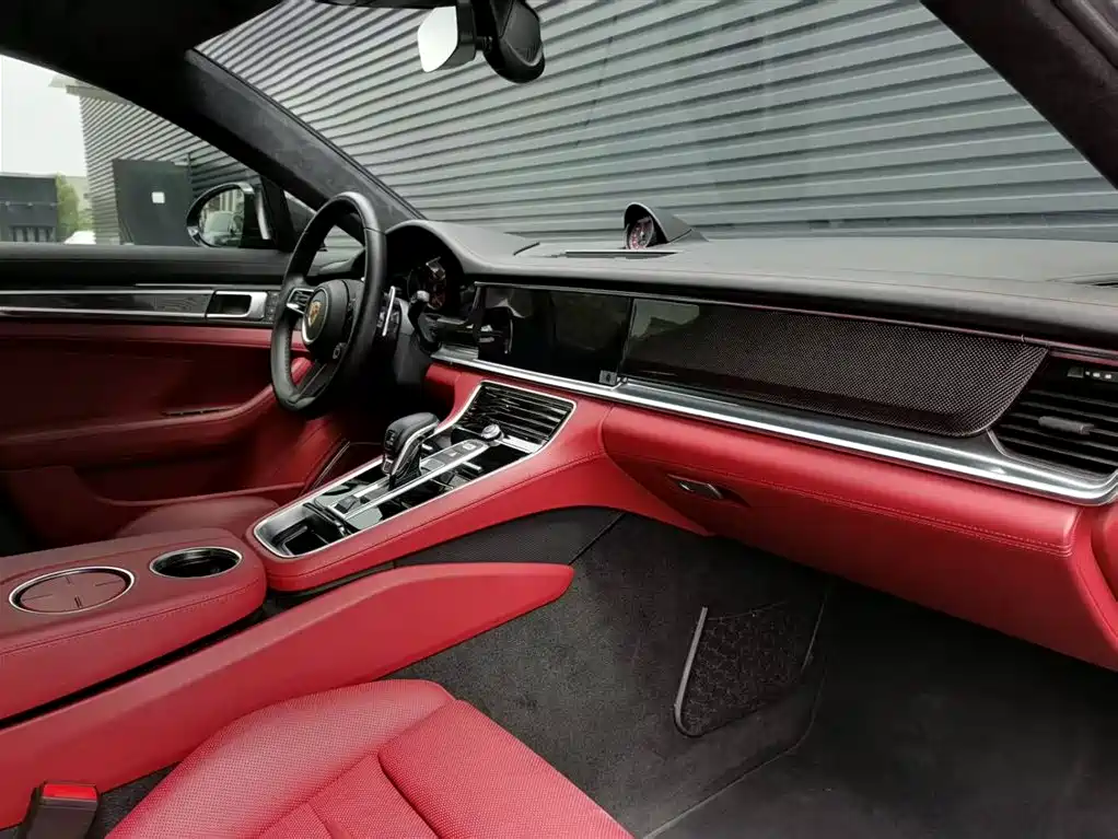 Porsche Panamera 2023 — фото 13