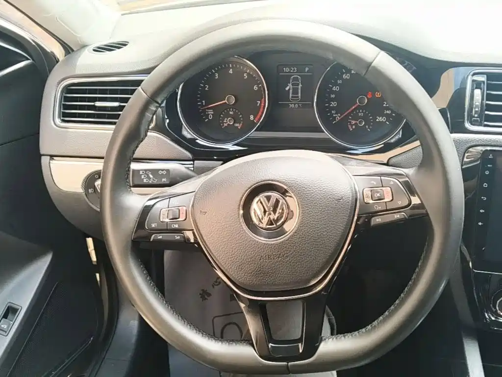 Volkswagen Sagitar 2018 — фото 11