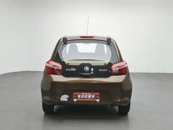 Venucia R30 2016