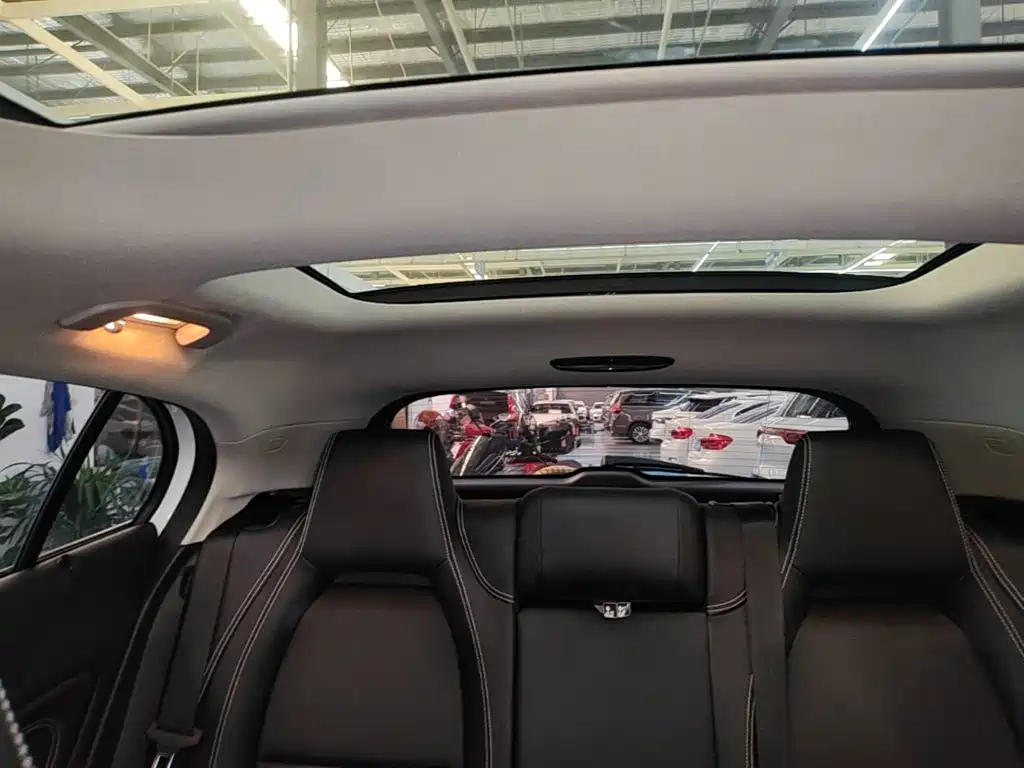 Mercedes-Benz GLA 2016 — фото 18