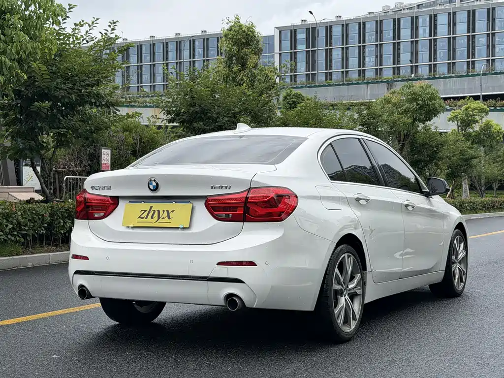 BMW 1 Series 2018