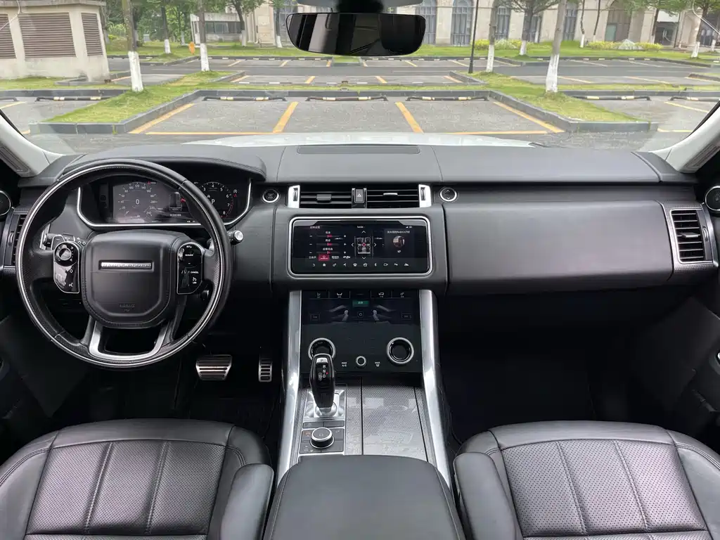Land Rover Sport 2018 — фото 17