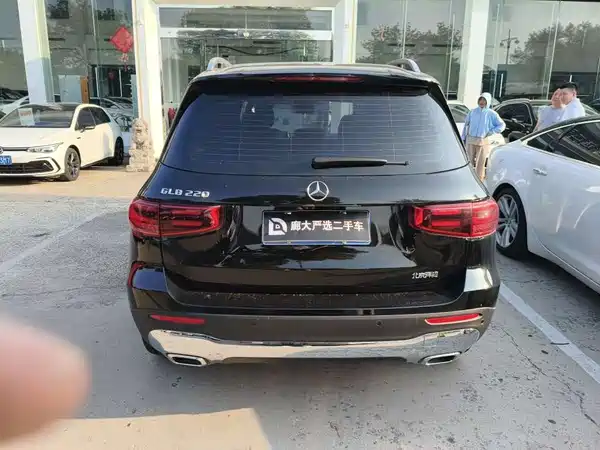Mercedes-Benz GLB 2024