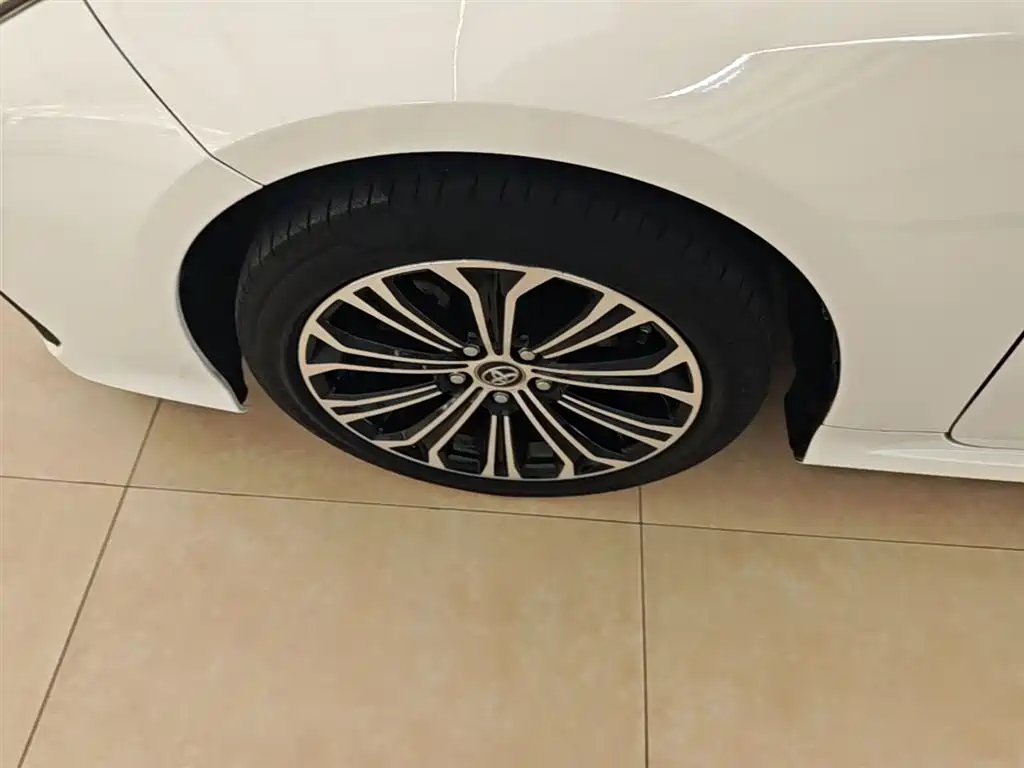 Toyota Corolla 2019 — фото 23