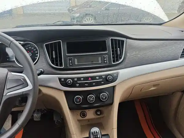 Baojun 730 2016