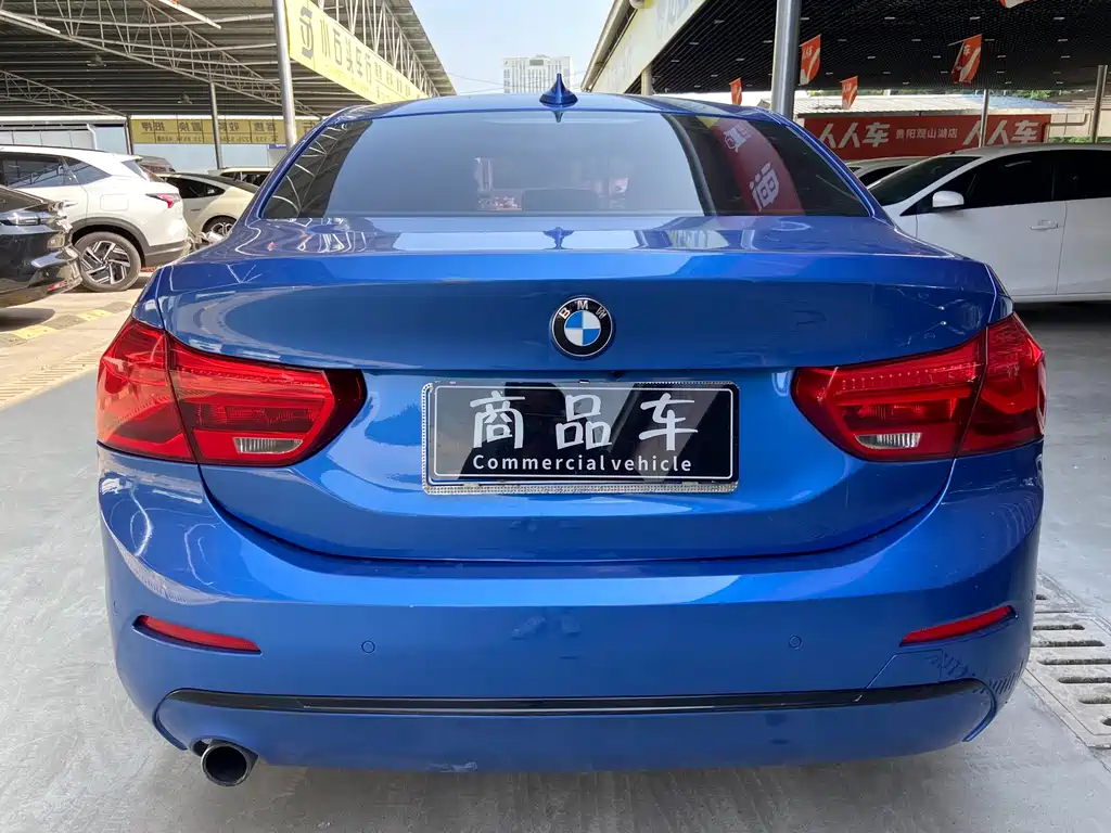 BMW 1 Series 2018 — фото 15