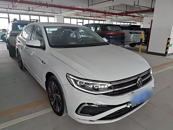 Volkswagen Bora 2024